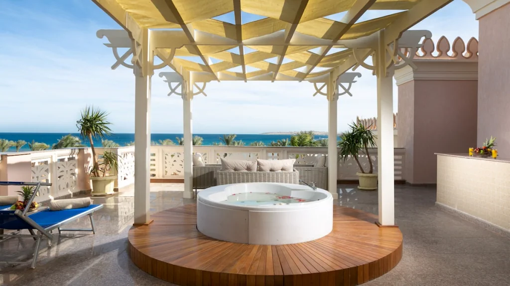 الفندق الباتروس بالاس ريزورت - الغردقة